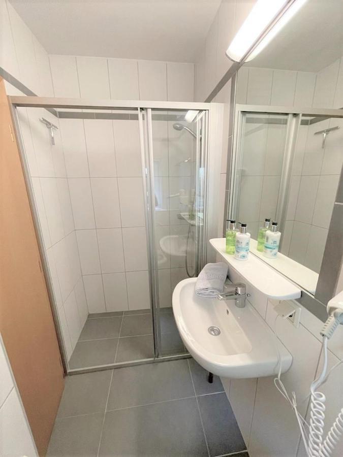 Einzelzimmer